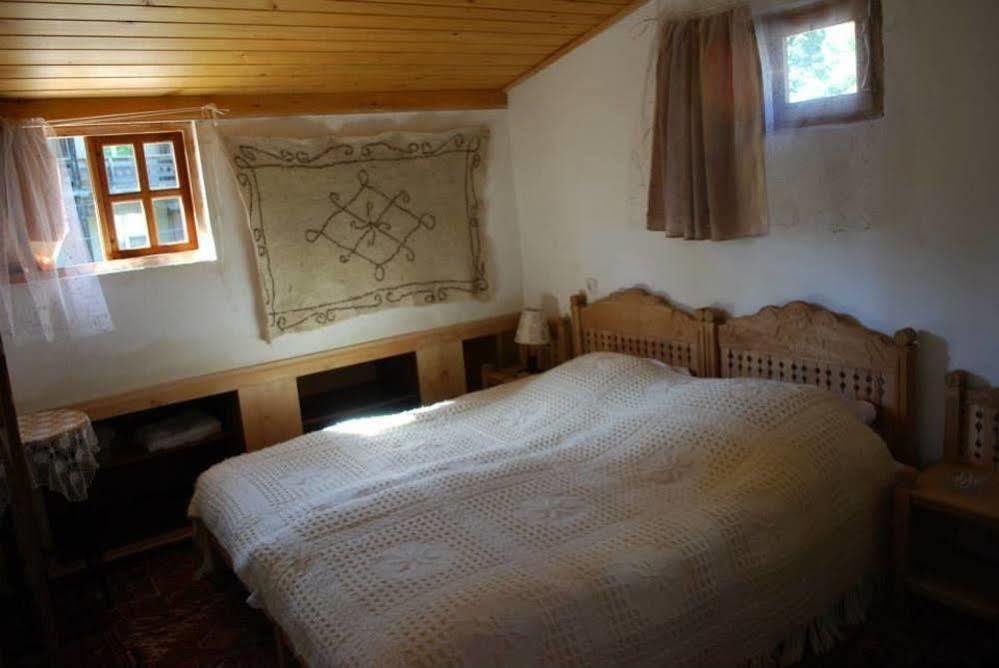 Guest House Gallery Oni Εξωτερικό φωτογραφία